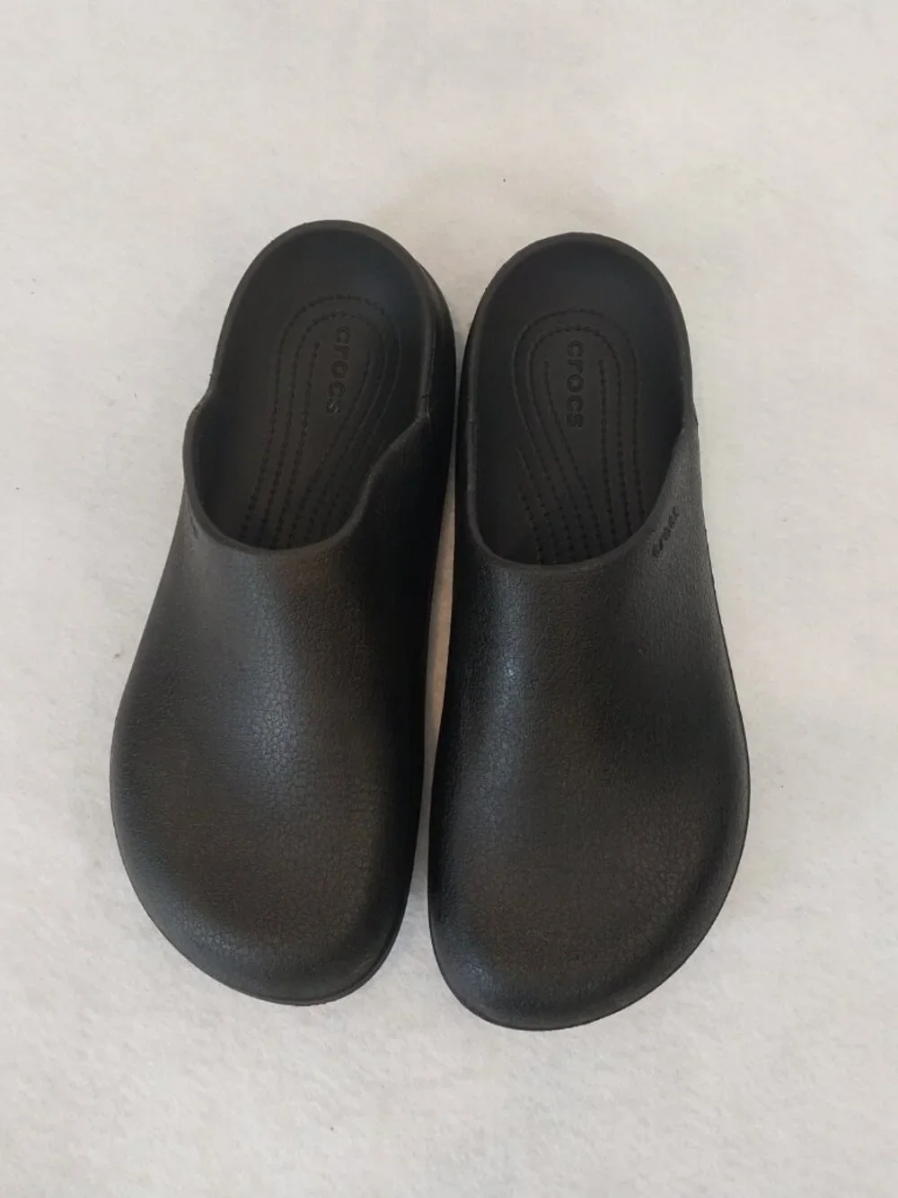 CROCS Black Clogs Mens 10 Womens 11 DYLAN Slip On Mules Comfort Slides 209366
